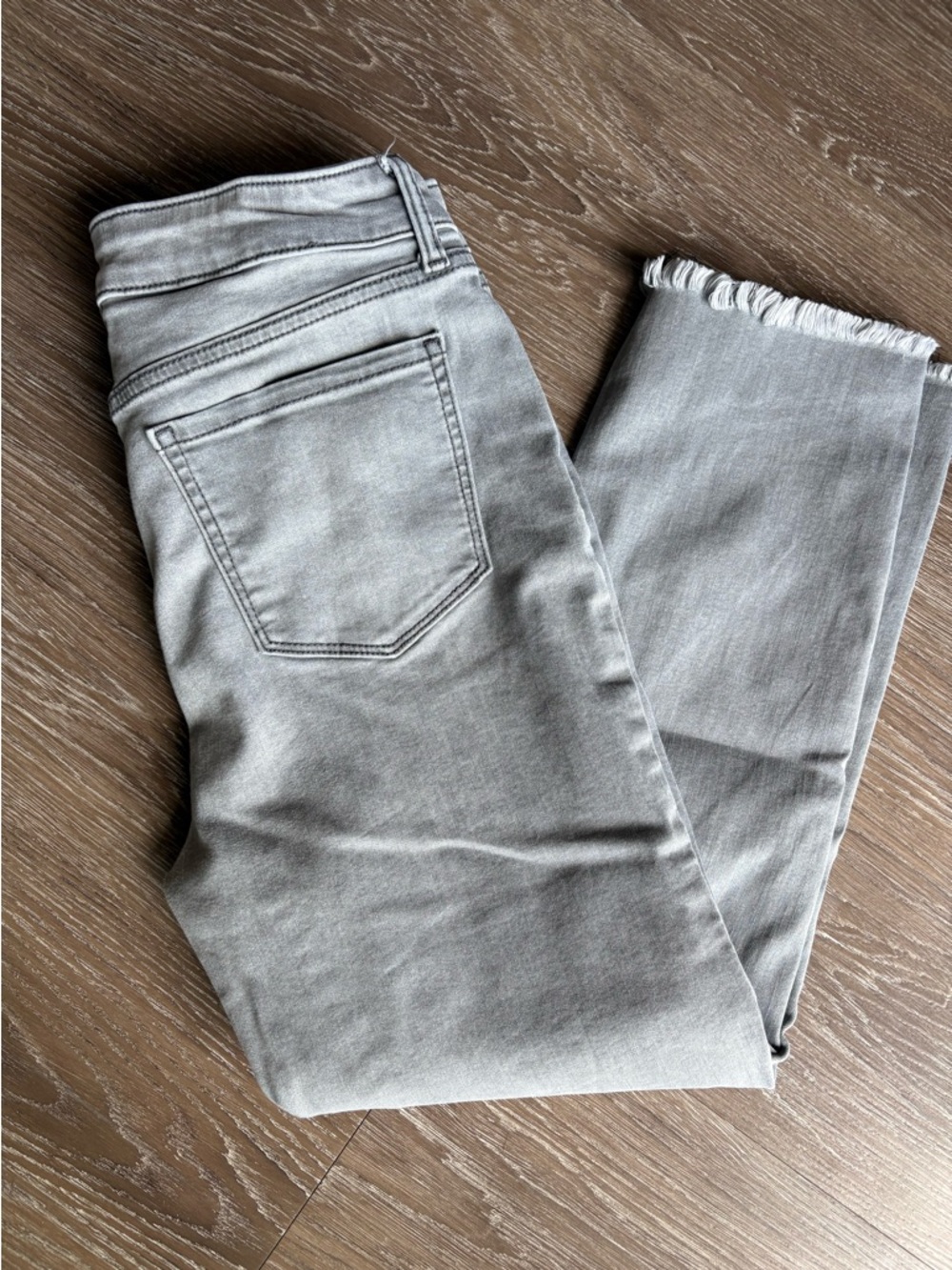 Nine West Gray Straight Leg Crop Jeans - Size 10